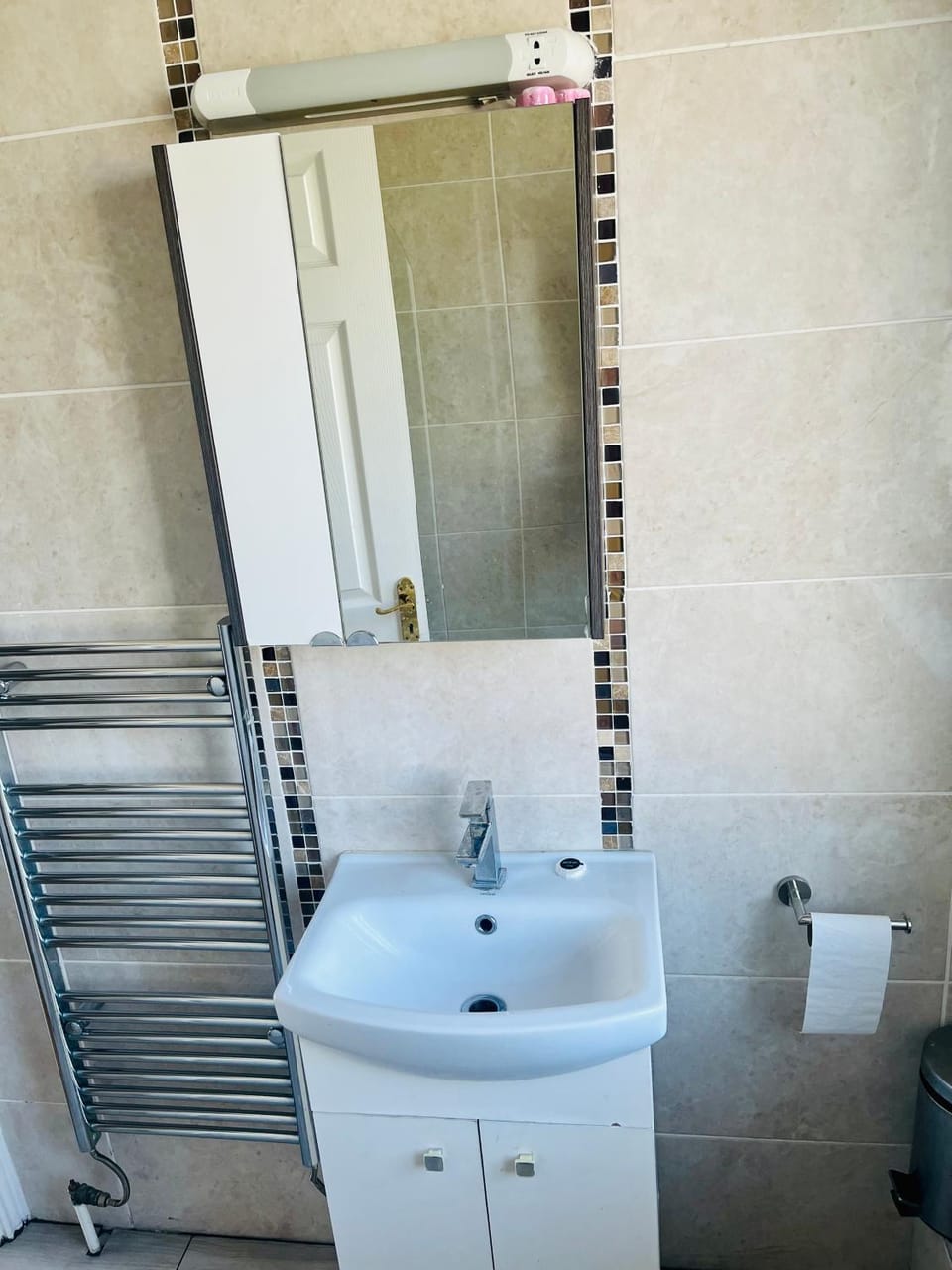 Single room in Family Home Vacation rental in County Limerick