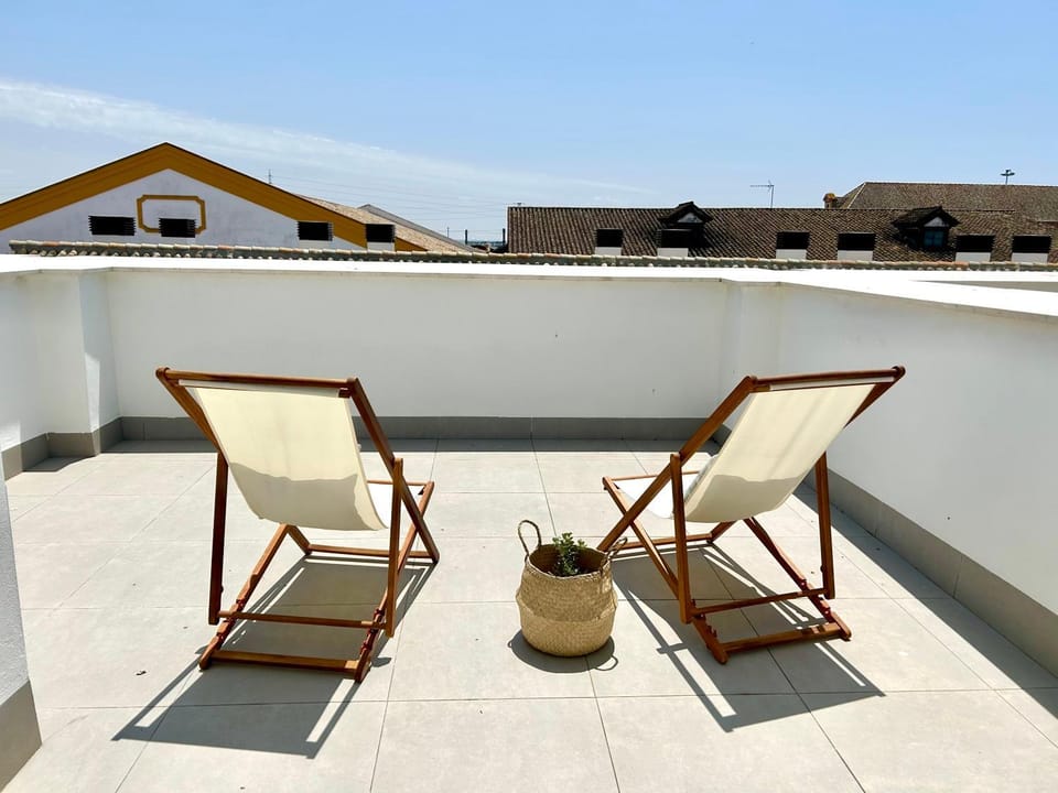 GATU PREMIUM Palacio Winthuyssen jardín, Parking gratis y piscina Solo mayores de 25 años y familias Apartment in El Puerto de Santa María