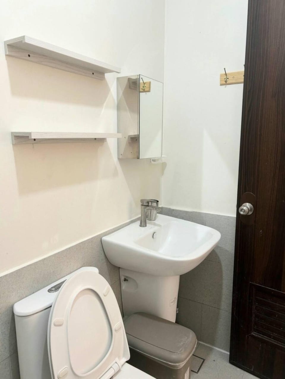 Toilet, Bathroom