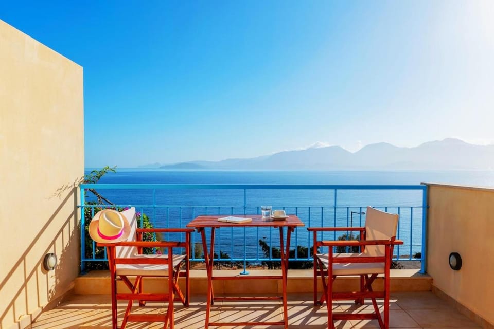 Idyllic Beachfront House Apartment in Lasithi