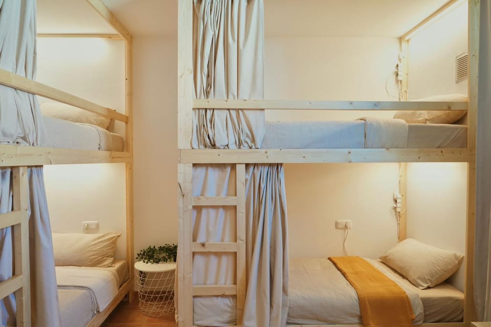 Bed, Bedroom, bunk bed