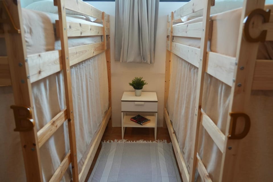 Bed, Bedroom, bunk bed