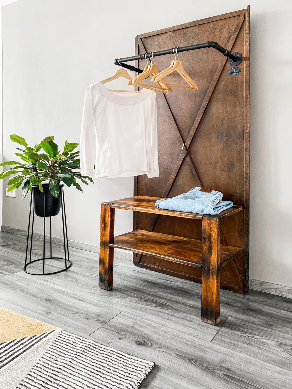 wardrobe