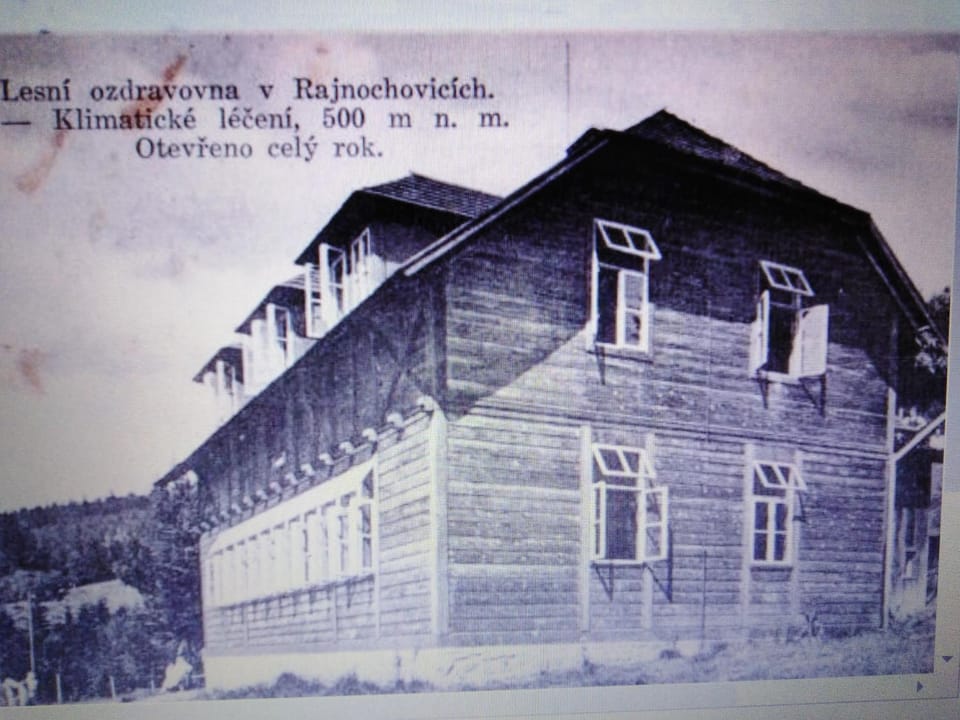 Property building, Text overlay