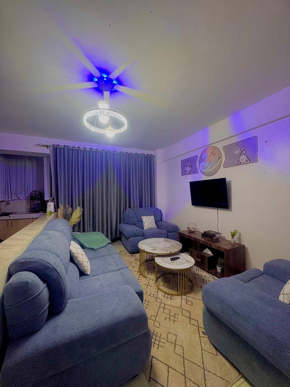 TV and multimedia, Seating area