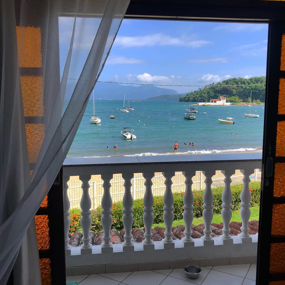 Patio, Facade/entrance, Garden, Balcony/Terrace