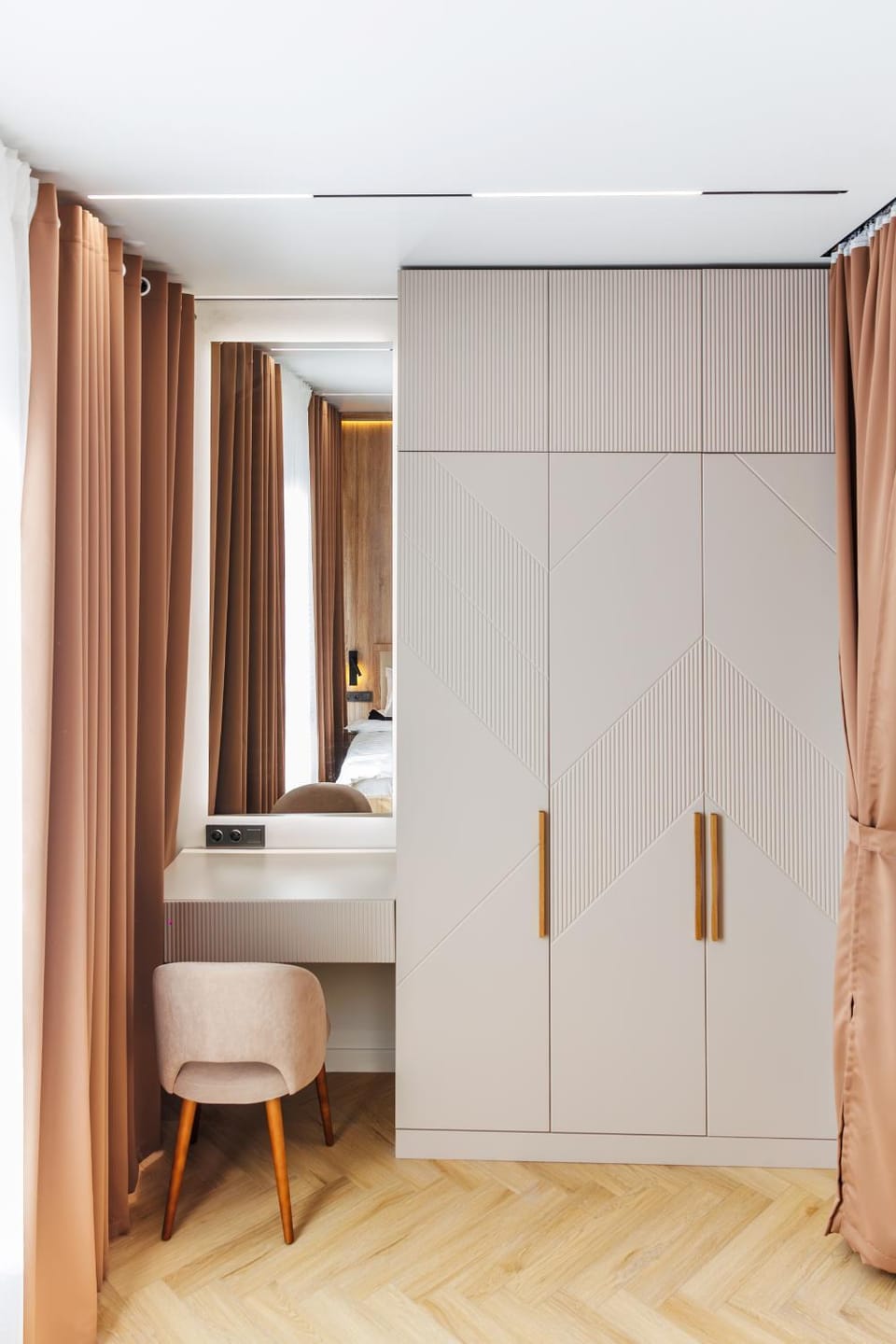 GlowNest Apartment Near Mega Apartment in Almaty