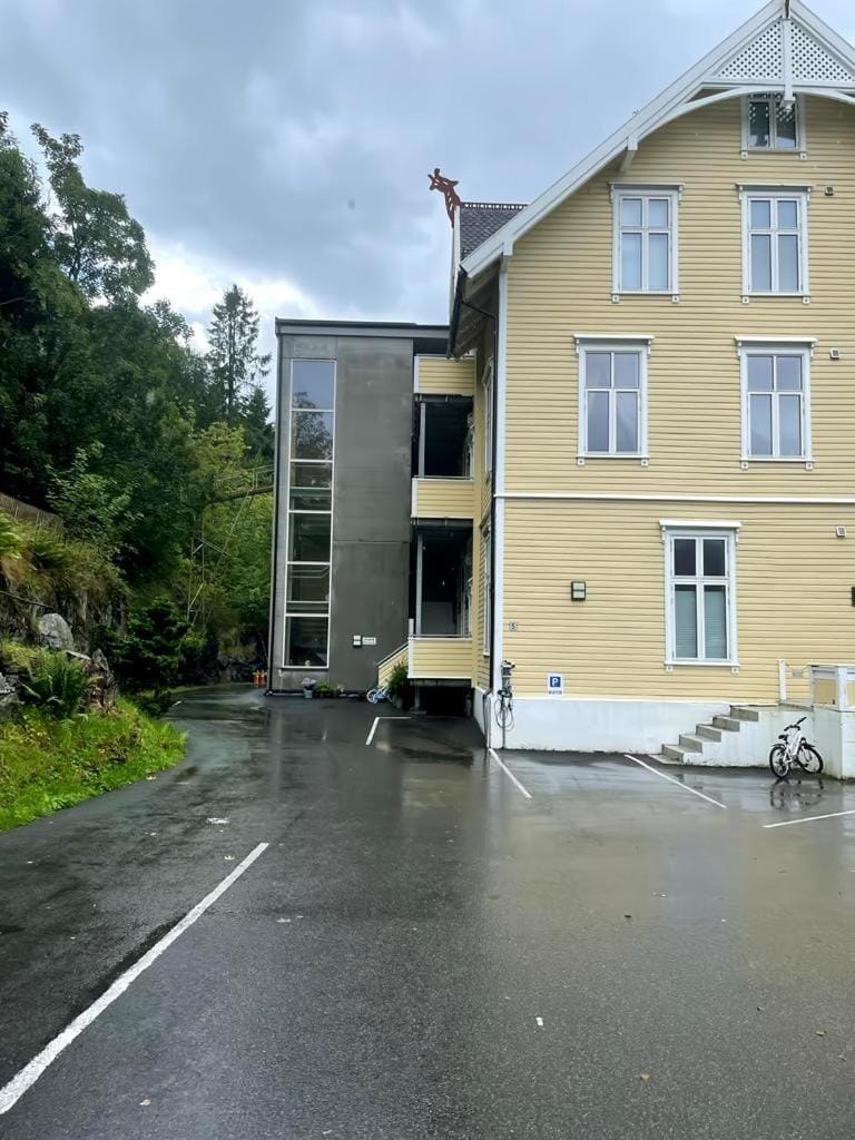 Property building, Parking