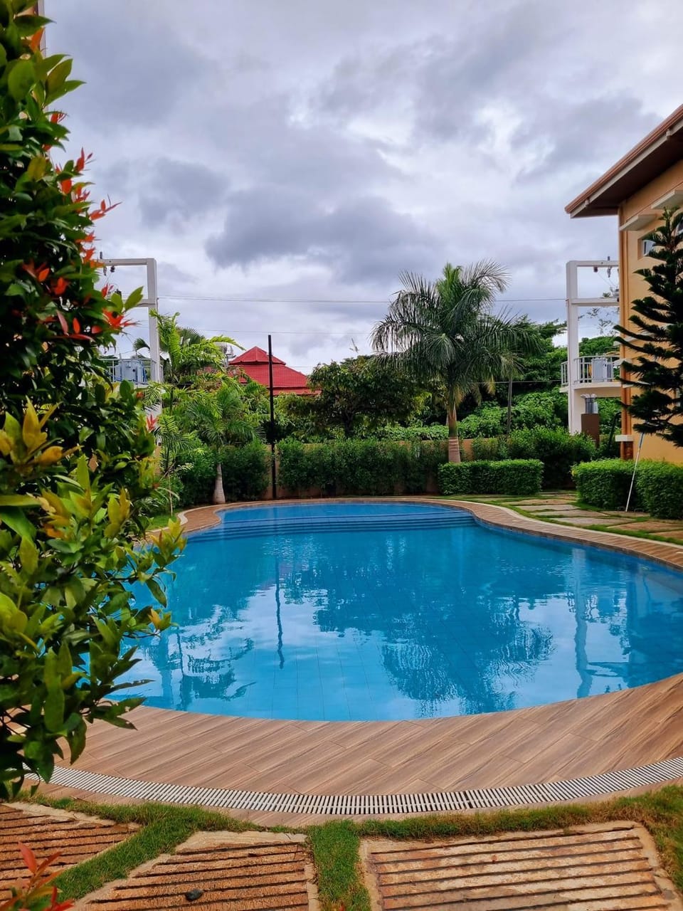 Property building, Garden view, Swimming pool