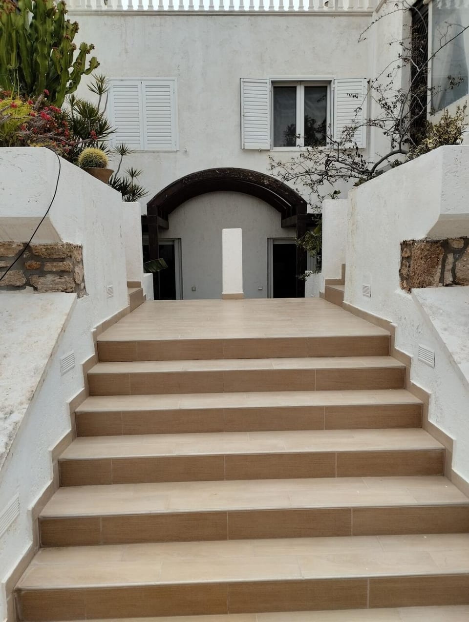 Facade/entrance