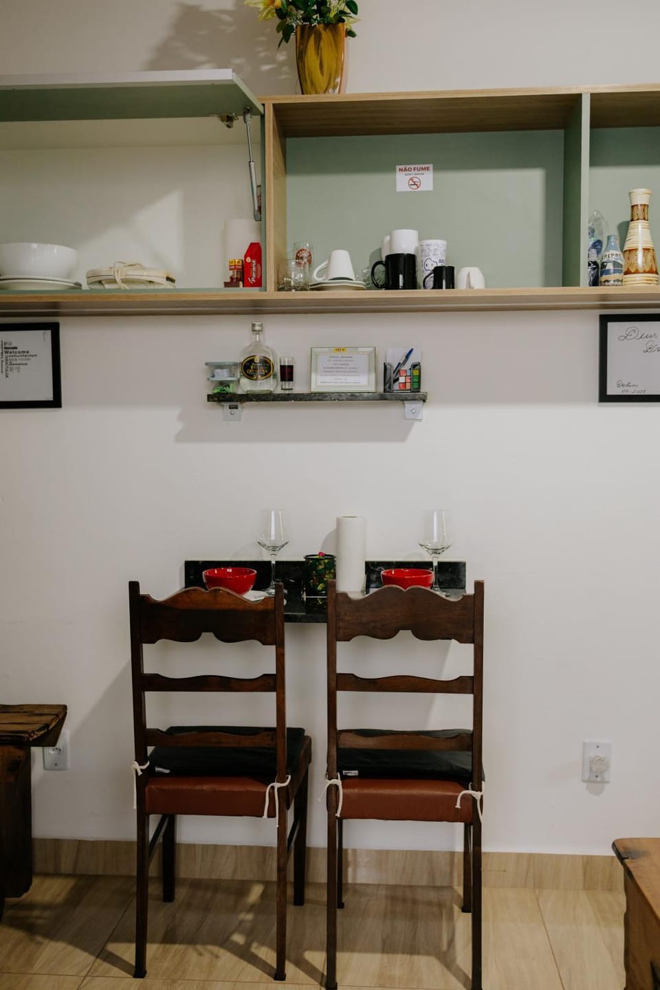 Coffee/tea facilities, Dining area