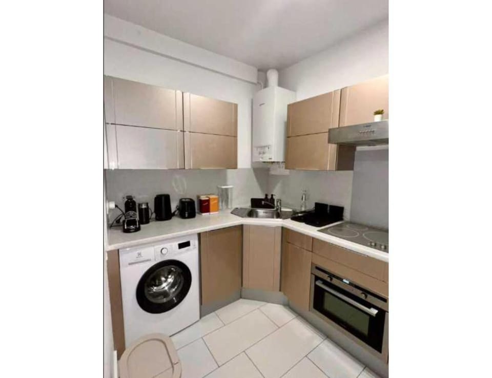 Elegant apartement - AC 2BR-6P- Palais des Congrès Apartment in Paris