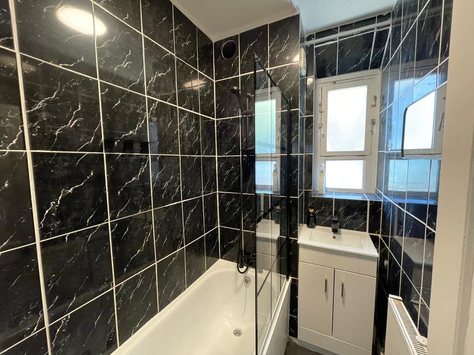 Shower, Bathroom, Bath