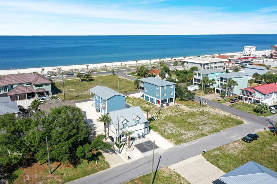 Sugar Sands by Pristine Properties Vacation Rentals House in Mexico Beach
