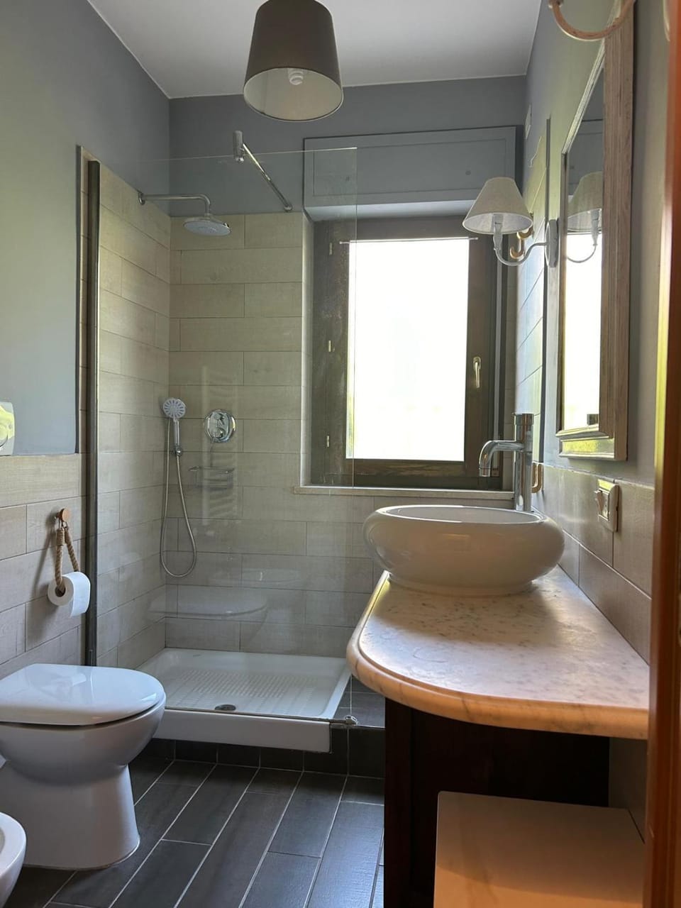 Shower, Toilet, Bathroom, bidet, towels