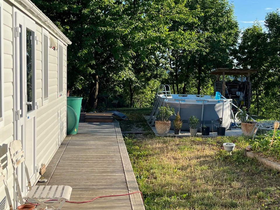 Romantisches Tiny House mit Pool and Air Condition Apartment in Slovenia