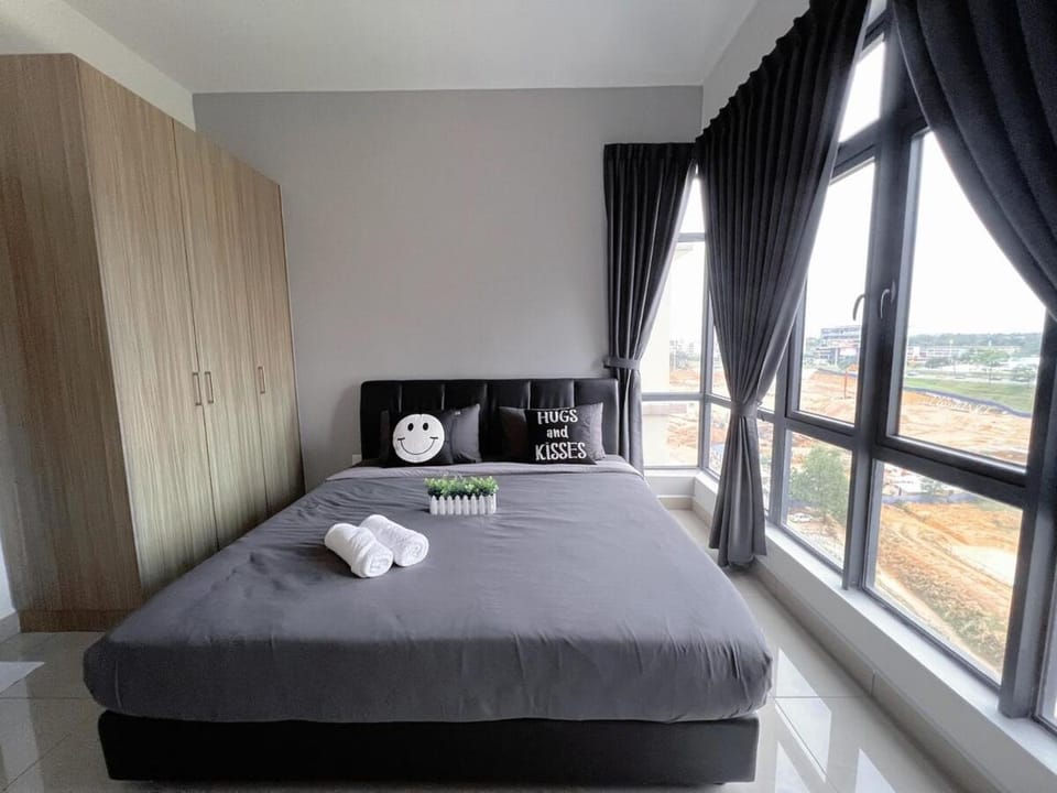 BIG & Spacious Two Bedrooms, 1-6 Pax, Condo at D Secret Garden - Johor Bahru-Setia Tropika-UTM-Mid Valley-Paradigm Mall Apartment in Johor Bahru