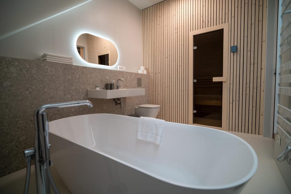 Sauna, Bathroom