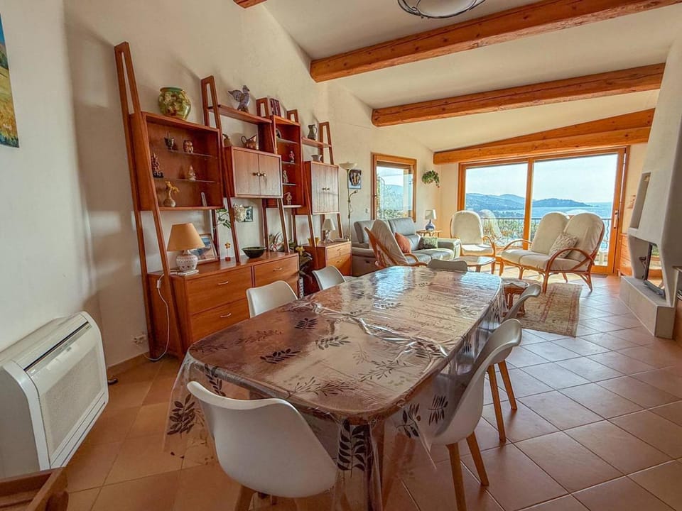 Natural landscape, Seating area, Dining area, Sea view
