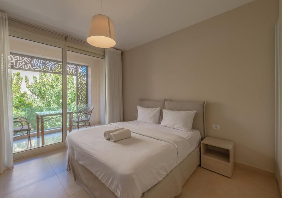 Sea View 2BR Mangroovy Gouna I Swimming Pool and Red Sea Beach Apartment in Hurghada