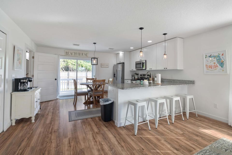 Sunshine Lane l Heated Pool l Walk to Beach House in Vilano Beach