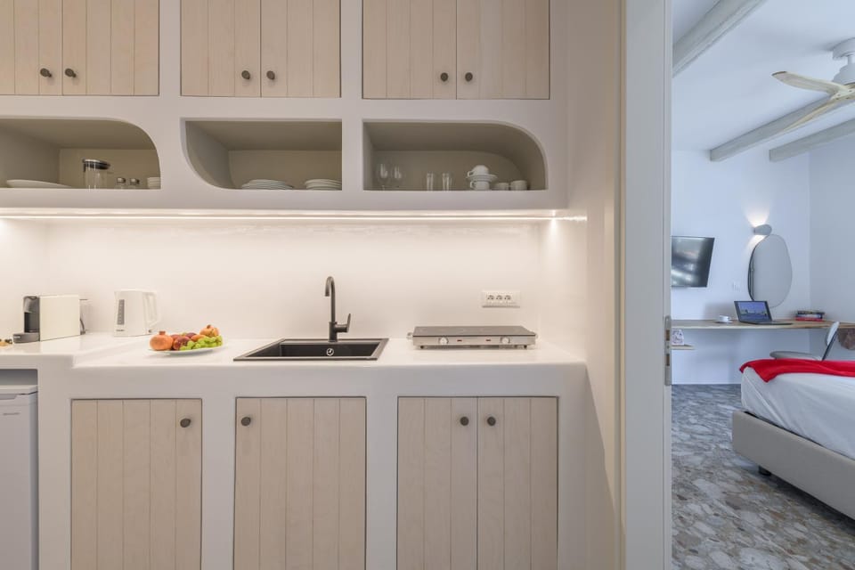Kitchen or kitchenette, Photo of the whole room