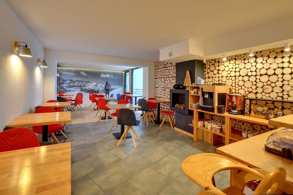 Dining area, Meals, Breakfast, Buffet breakfast