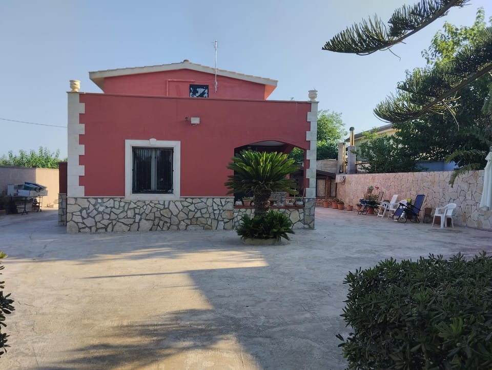 Villa salvo House in Pachino