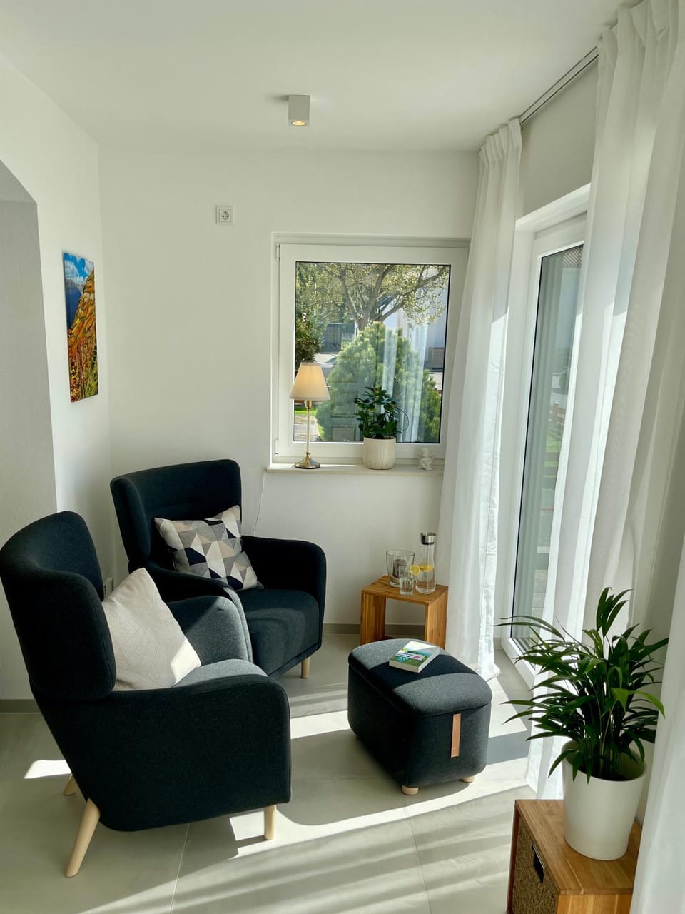 Living room, Seating area