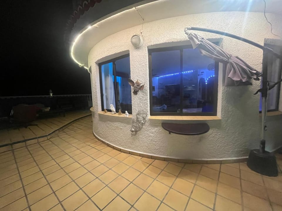 Property building, Night