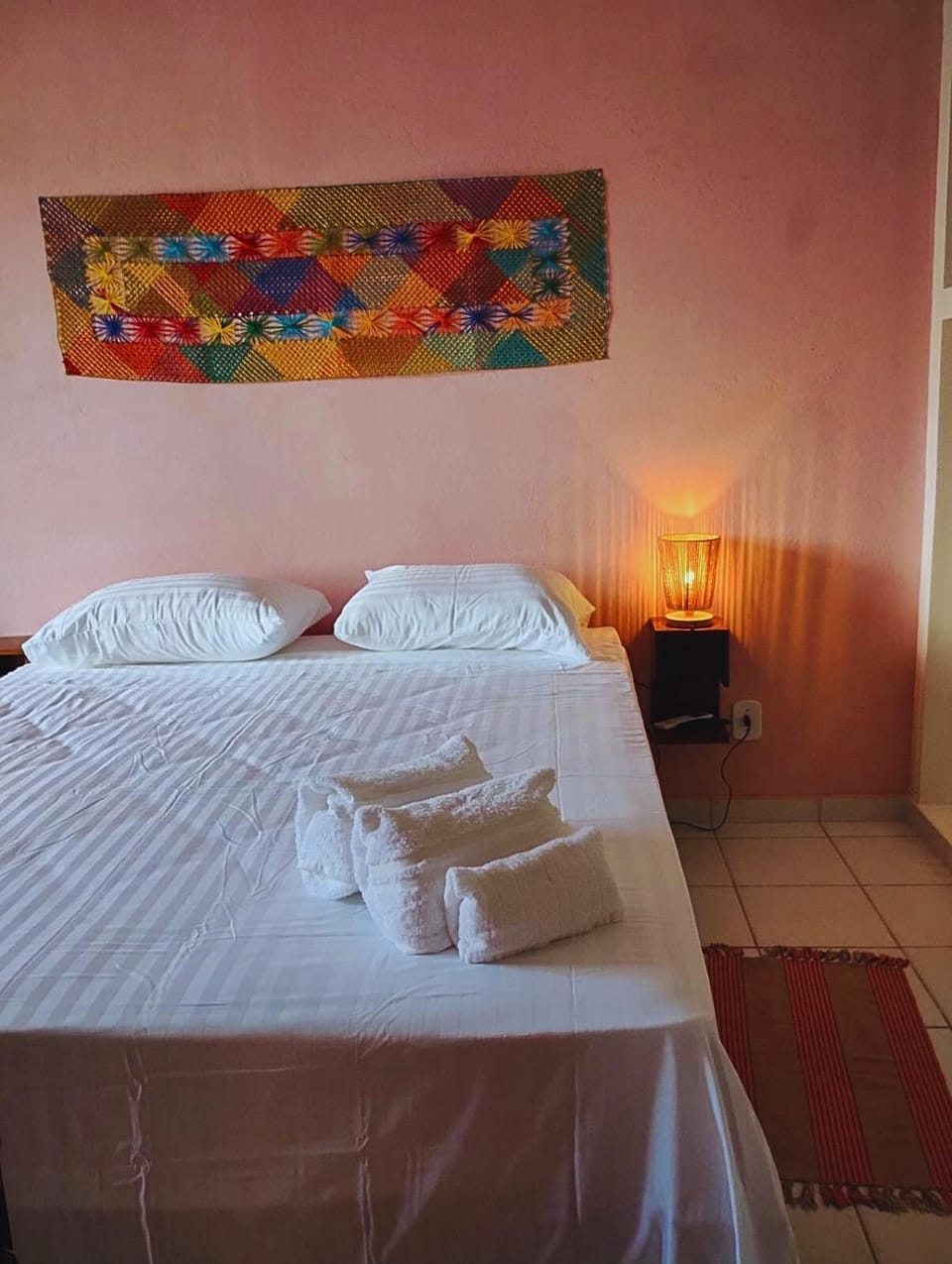 Bed, Photo of the whole room, Decorative detail, Bedroom, towels