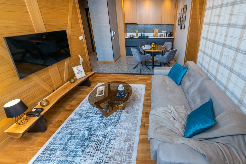 Luxury Mountain Getaway MM2 Apartment in Montenegro