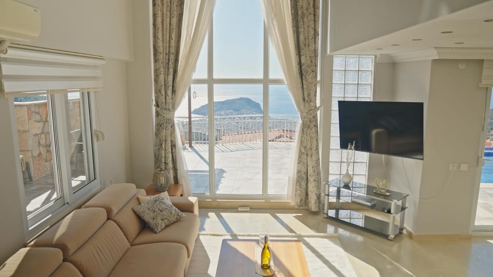 Property building, Mountain view, Sea view