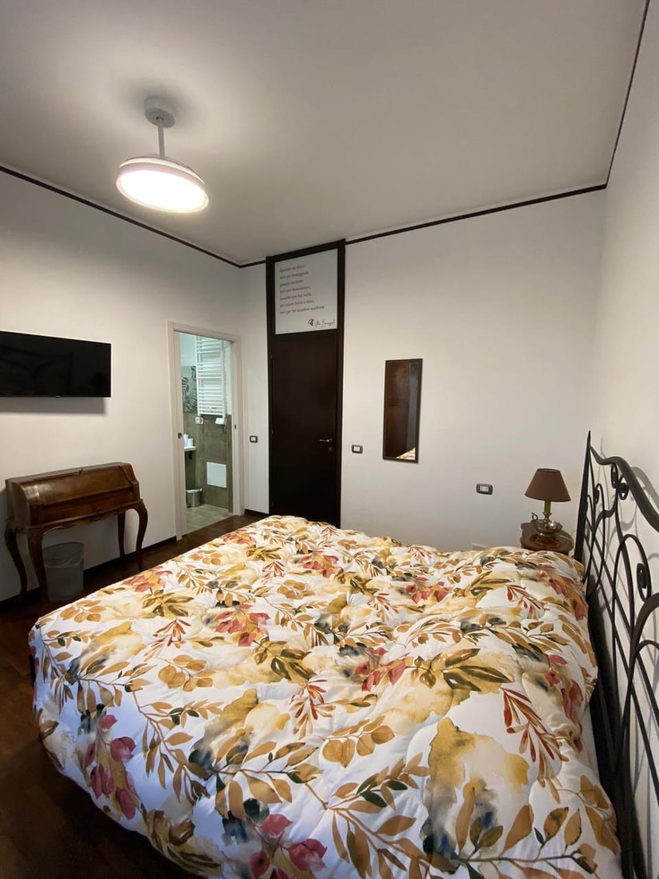 TV and multimedia, Bedroom