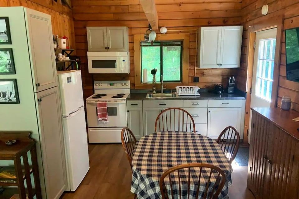 Pine Hill FLX Retreat House in Finger Lakes