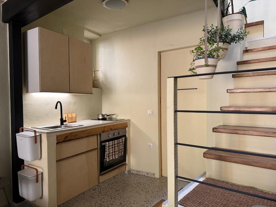 Kitchen or kitchenette, stove