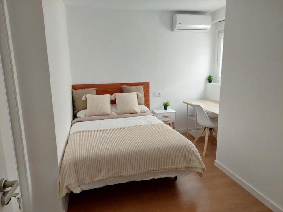 Piso cerca de la playa con 5 aires acondicionados Apartment in Almería