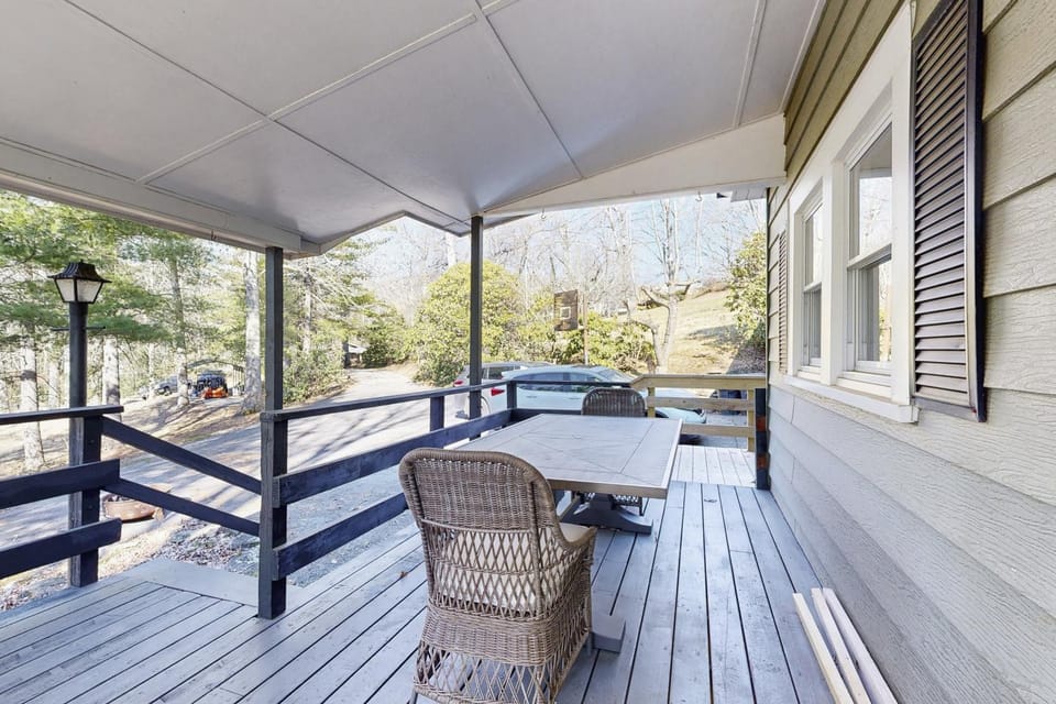 Huckleberry Hill House in Lake Junaluska