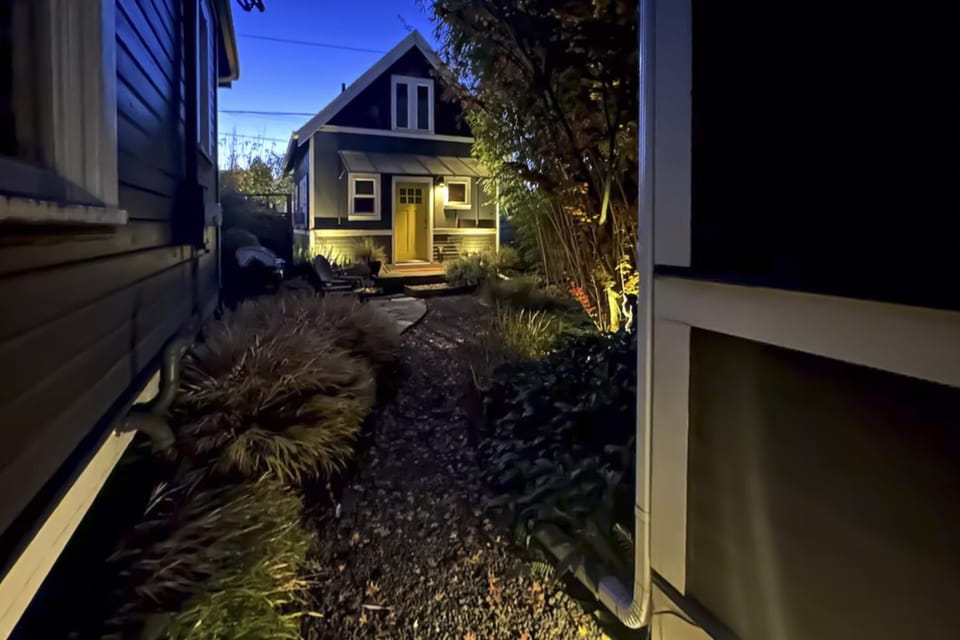 Lemon Door Micro-Loft Hotel in Portland