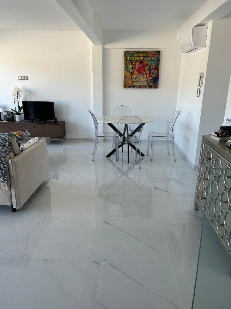 Cannes 2 suites 2 terrasses Apartment in Cannes