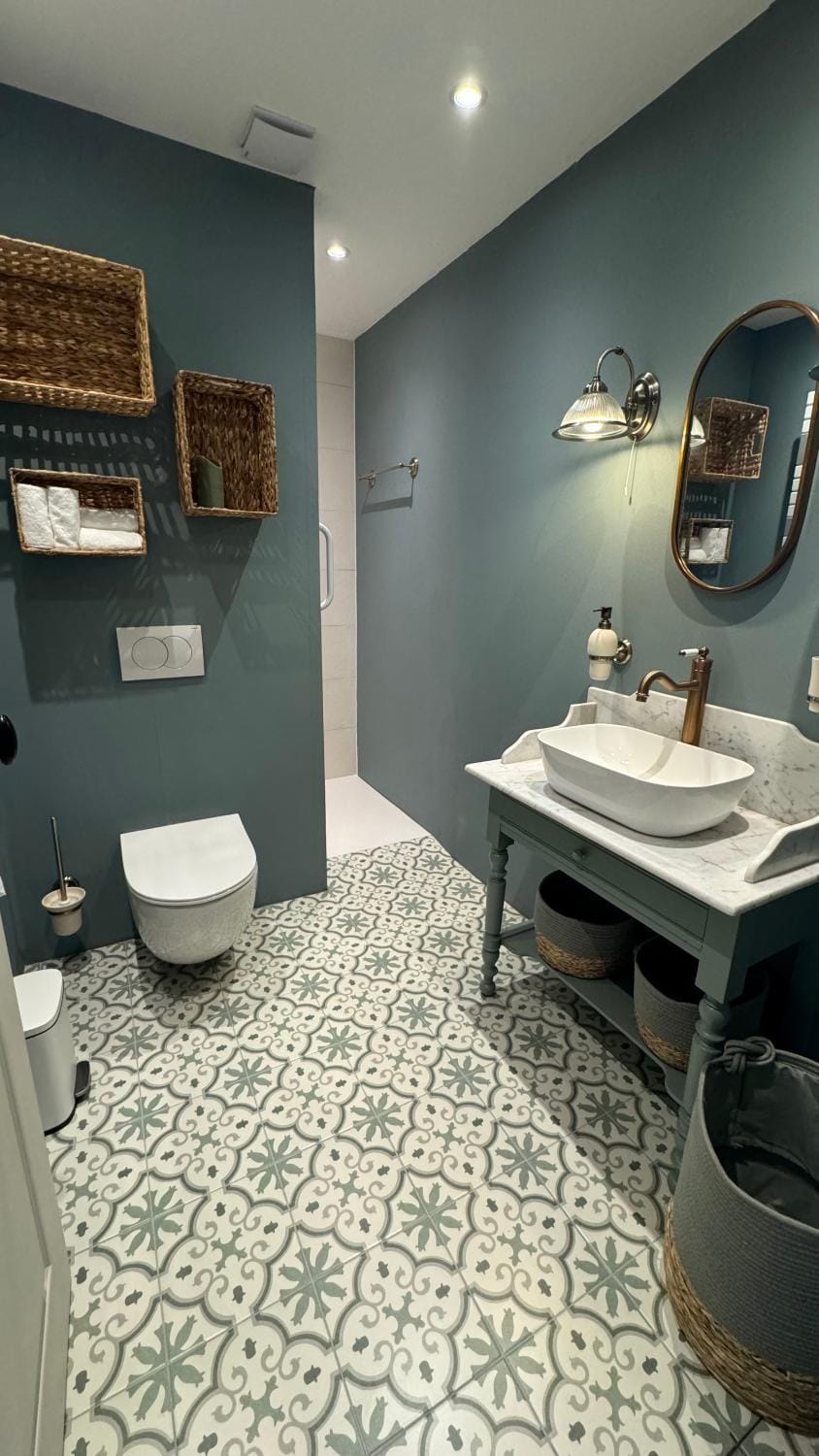 Toilet, Bathroom