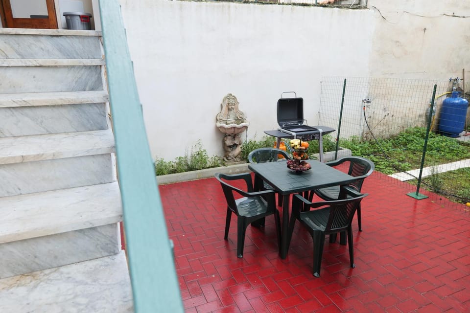 Property building, Garden, Garden view