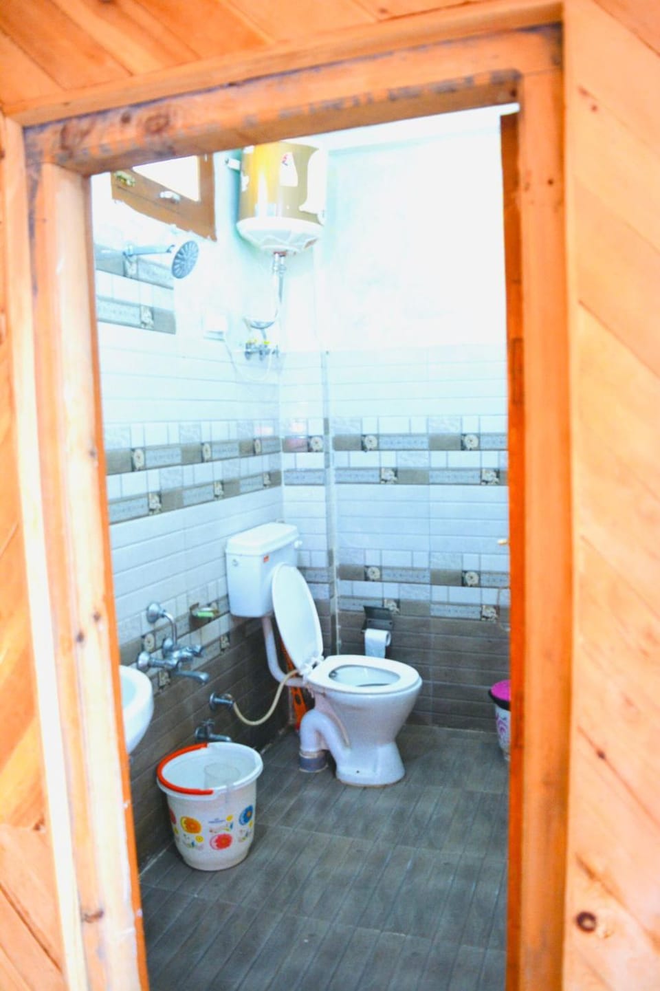 Pahadibliss hostel tosh Bed and Breakfast in Himachal Pradesh