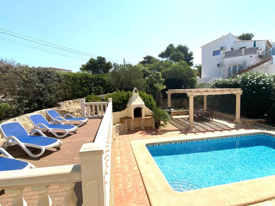 Balcony/Terrace, Swimming pool