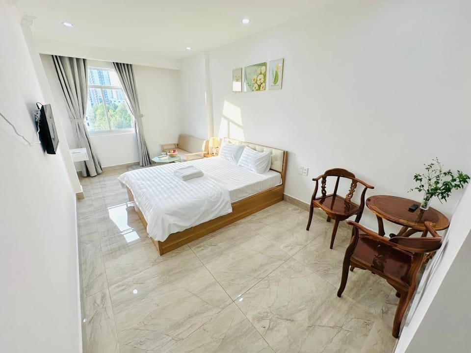 I RiverSide B602 I Sky High Studio W Kitchen And Nice View Apartment in Ho Chi Minh City
