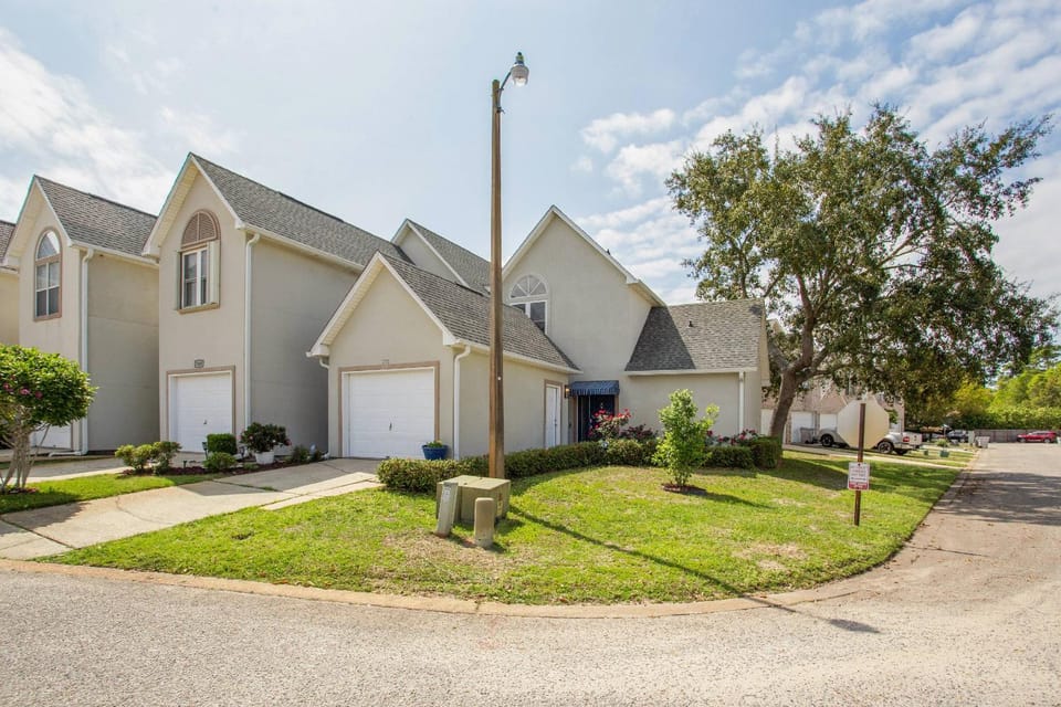7171 Majestic Blvd House in Alabama