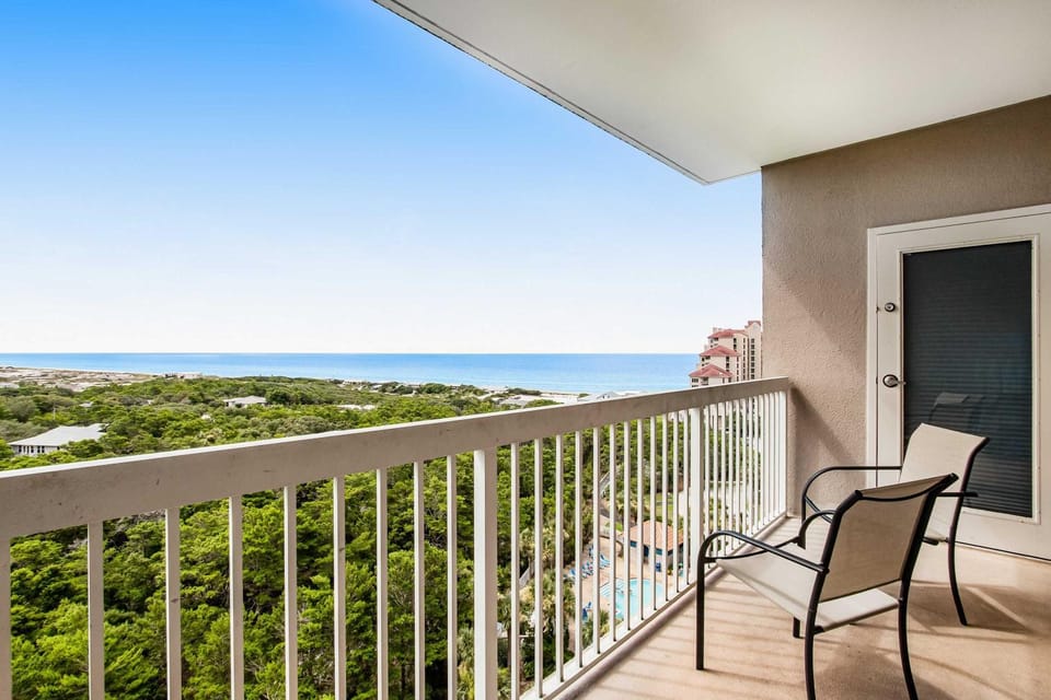 TOPS'L Summit 1006 - 2 Bedroom Apartment in Miramar Beach