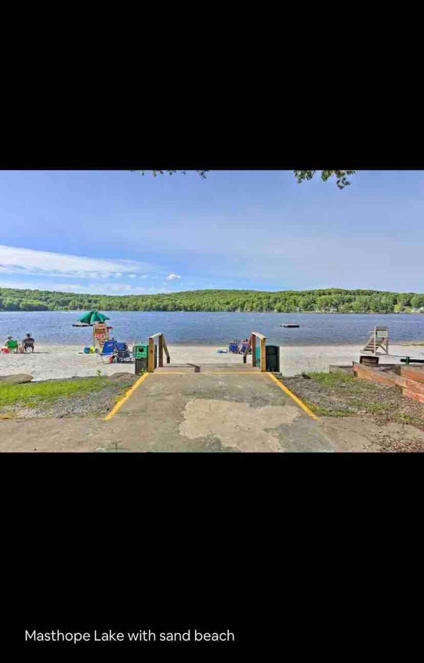 Huge Masthope retreat king sz bed , hot tub , game room Chalet in Pennsylvania