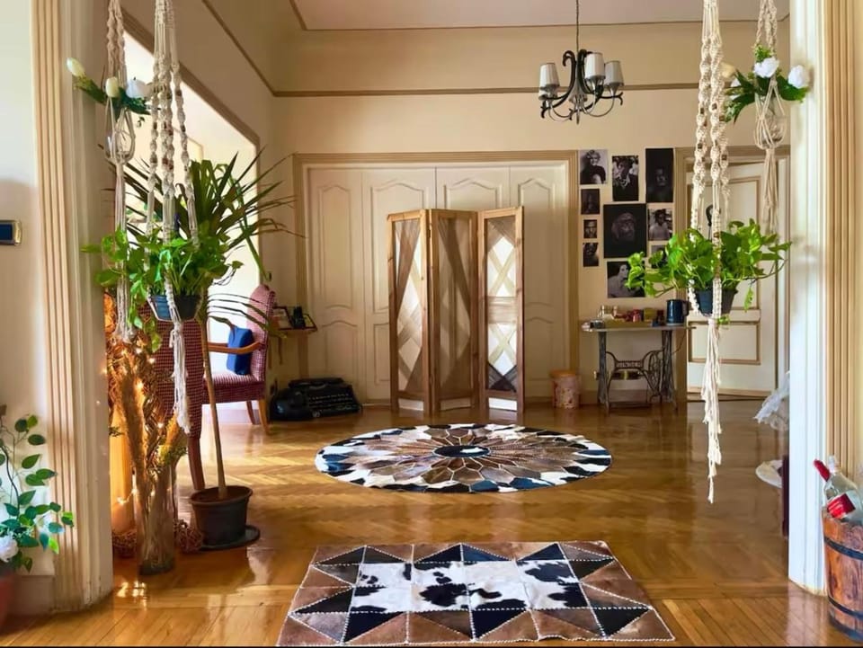 Living room, Decorative detail