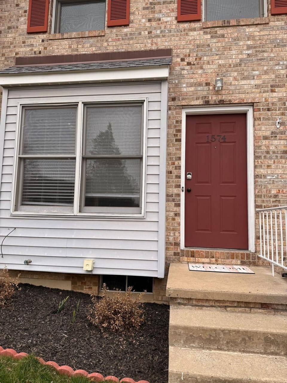 Property building, Facade/entrance